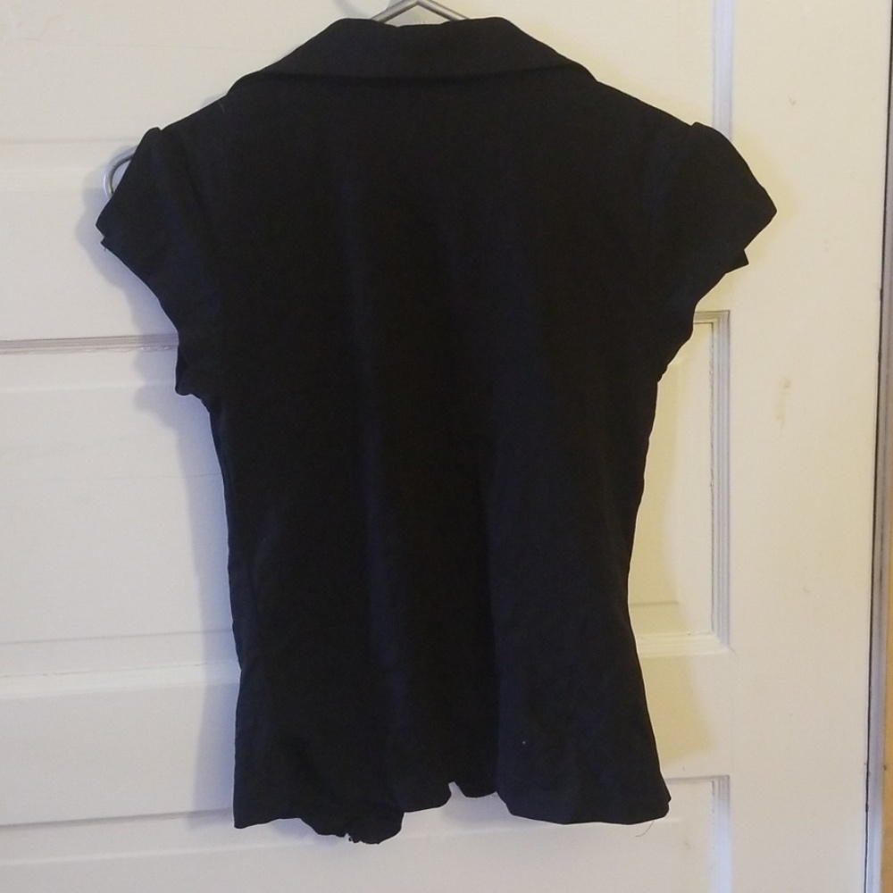 Cute button down blouse - Picture 4 of 4